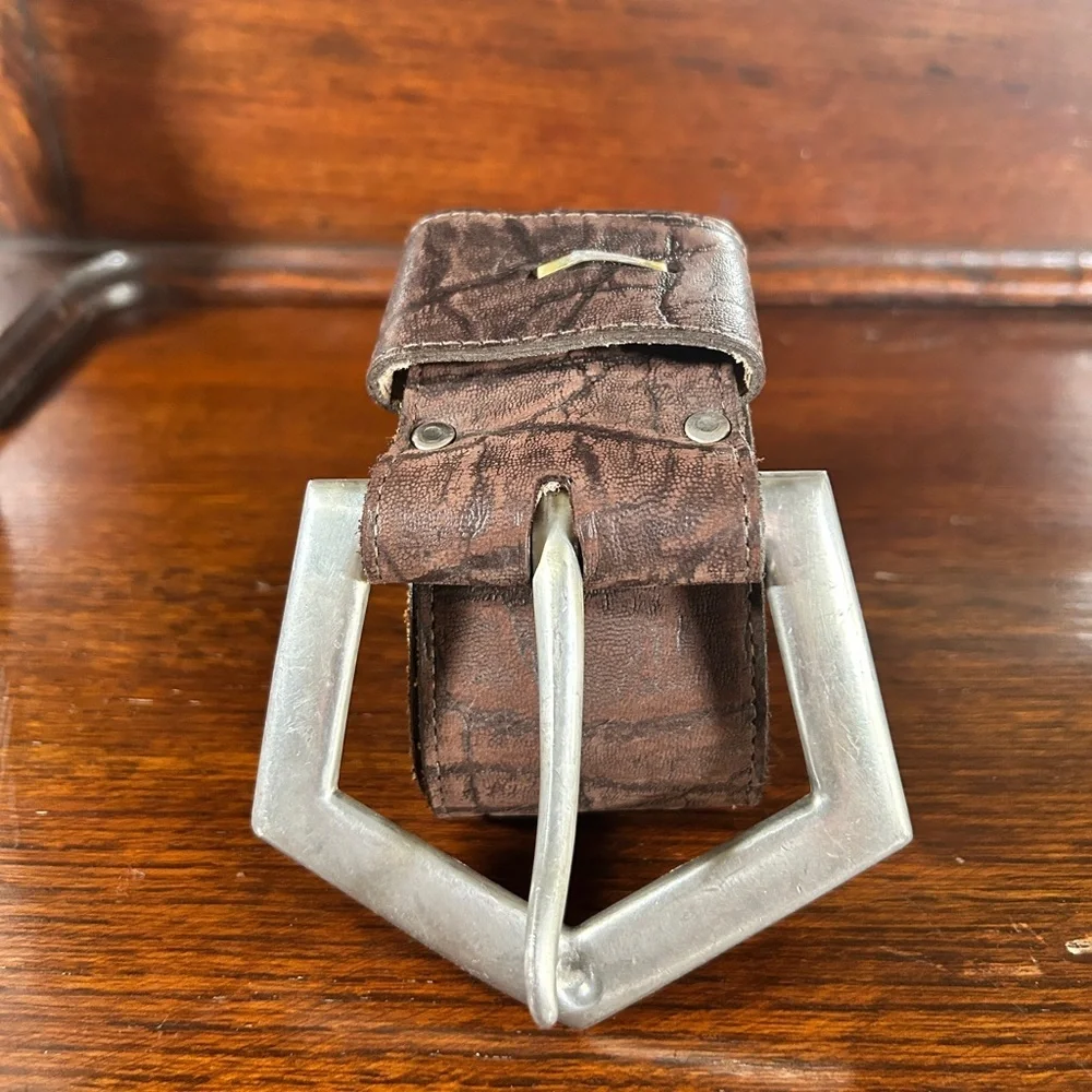 MZ ACCESSORIES OF NEW YORK Gator Print Geometric Buckle Wide Belt